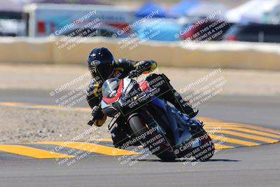 media/Oct-09-2022-SoCal Trackdays (Sun) [[95640aeeb6]]/Turn 2 (1110am)/